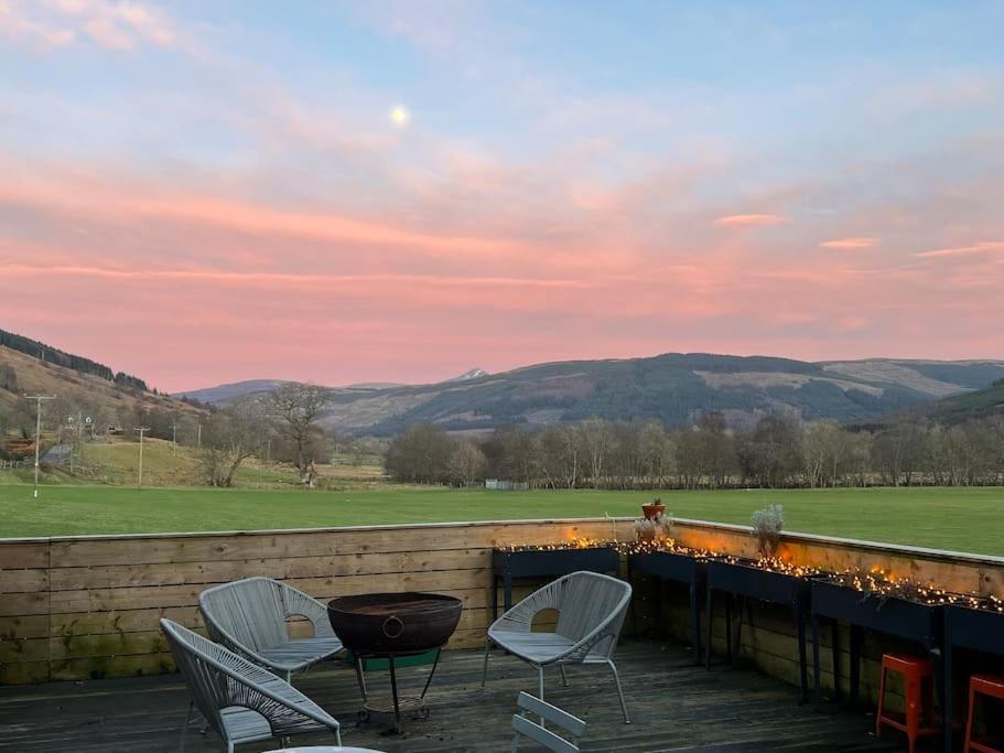 Sleeps 10. The Old Pink Library By Loch And River Villa Lochearnhead Exterior photo